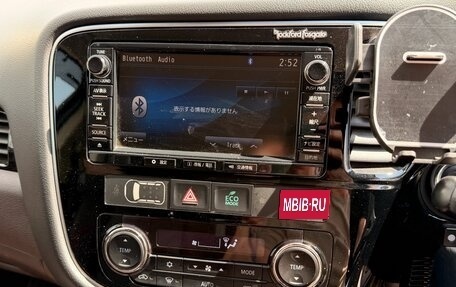 Mitsubishi Outlander III рестайлинг 3, 2017 год, 1 900 000 рублей, 16 фотография