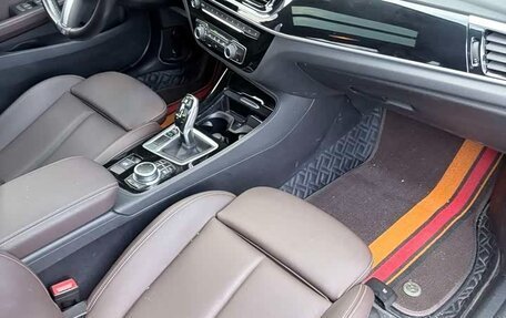 BMW 1 серия, 2022 год, 1 700 000 рублей, 9 фотография