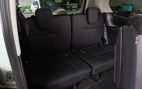 Nissan Serena IV, 2016 год, 1 699 000 рублей, 12 фотография