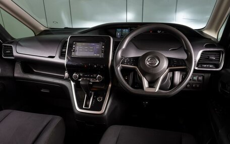 Nissan Serena IV, 2016 год, 1 699 000 рублей, 6 фотография