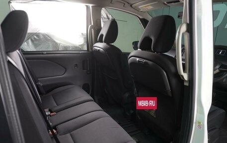 Nissan Serena IV, 2016 год, 1 699 000 рублей, 13 фотография