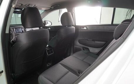 KIA Sportage IV рестайлинг, 2018 год, 2 119 000 рублей, 11 фотография