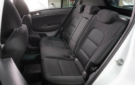 KIA Sportage IV рестайлинг, 2018 год, 2 119 000 рублей, 9 фотография