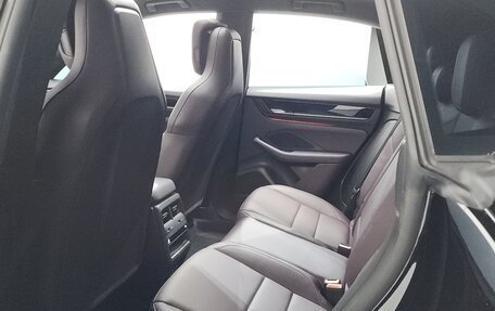 Porsche Macan, 2025 год, 8 790 000 рублей, 26 фотография