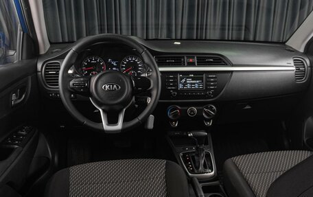 KIA Rio IV, 2019 год, 1 649 000 рублей, 6 фотография