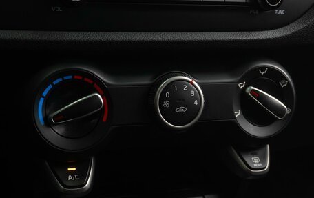 KIA Rio IV, 2019 год, 1 649 000 рублей, 12 фотография