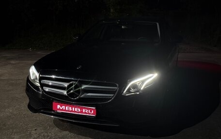 Mercedes-Benz E-Класс, 2017 год, 4 000 000 рублей, 1 фотография