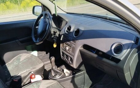 Ford Fusion I, 2011 год, 380 000 рублей, 13 фотография