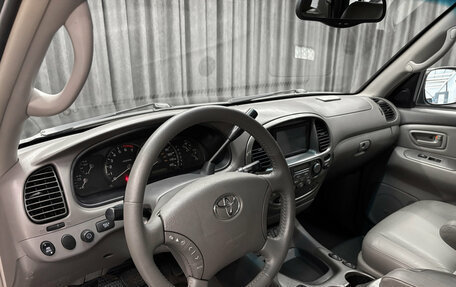 Toyota Sequoia II рестайлинг, 2005 год, 1 850 000 рублей, 16 фотография
