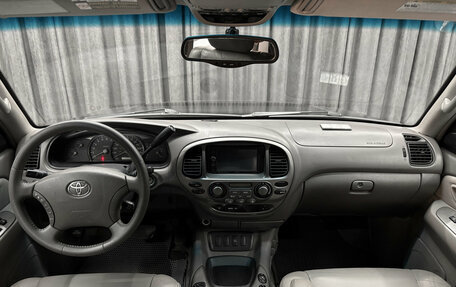Toyota Sequoia II рестайлинг, 2005 год, 1 850 000 рублей, 12 фотография