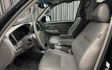 Toyota Sequoia II рестайлинг, 2005 год, 1 850 000 рублей, 15 фотография