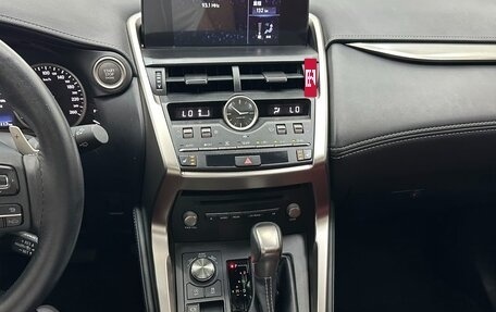 Lexus NX, 2021 год, 3 600 000 рублей, 14 фотография