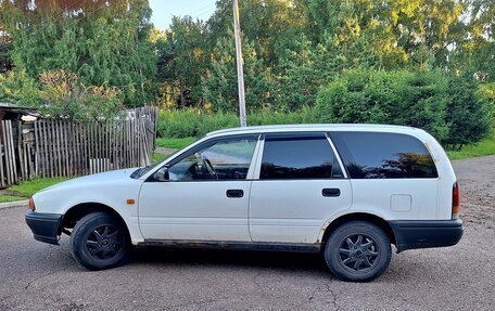 Nissan Avenir II, 1993 год, 220 000 рублей, 4 фотография
