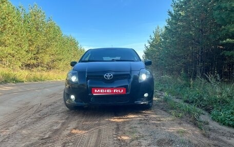 Toyota Auris II, 2007 год, 680 000 рублей, 1 фотография