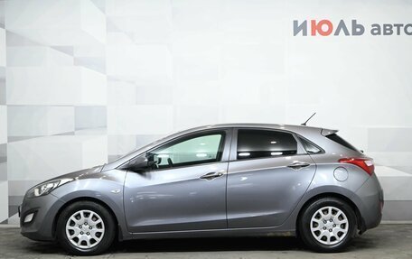 Hyundai i30 II рестайлинг, 2013 год, 1 000 000 рублей, 8 фотография