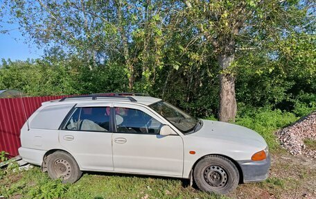Mitsubishi Libero I рестайлинг, 1996 год, 100 000 рублей, 9 фотография