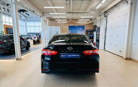 Toyota Camry, 2019 год, 2 399 900 рублей, 5 фотография