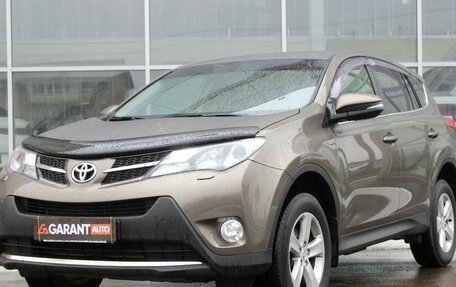 Toyota RAV4, 2013 год, 1 850 000 рублей, 2 фотография