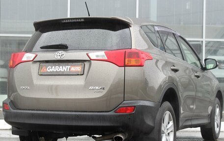 Toyota RAV4, 2013 год, 1 850 000 рублей, 6 фотография