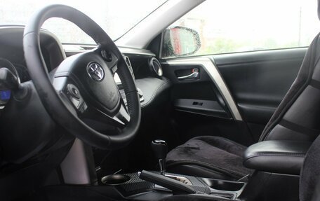 Toyota RAV4, 2013 год, 1 850 000 рублей, 12 фотография
