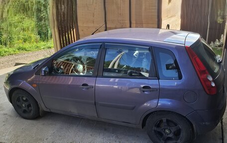 Ford Fiesta, 2006 год, 450 000 рублей, 2 фотография
