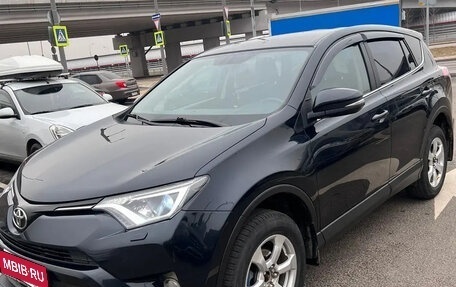 Toyota RAV4, 2018 год, 2 350 000 рублей, 7 фотография