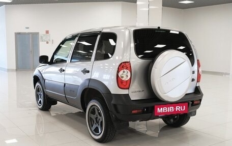 Chevrolet Niva I рестайлинг, 2018 год, 674 000 рублей, 4 фотография