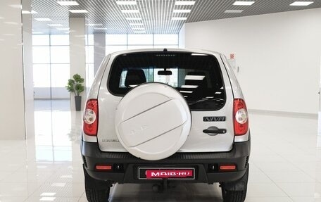 Chevrolet Niva I рестайлинг, 2018 год, 674 000 рублей, 8 фотография