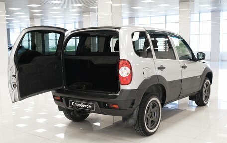 Chevrolet Niva I рестайлинг, 2018 год, 674 000 рублей, 19 фотография