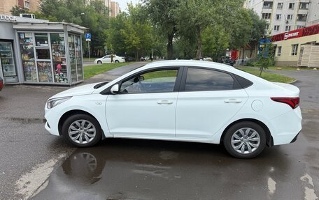 Hyundai Solaris II рестайлинг, 2019 год, 1 350 000 рублей, 4 фотография
