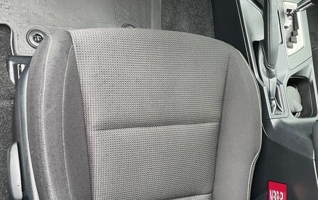 Toyota RAV4, 2019 год, 2 980 000 рублей, 10 фотография