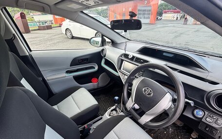 Toyota Aqua I, 2013 год, 650 000 рублей, 7 фотография