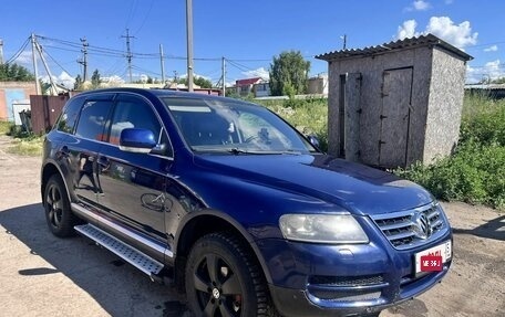 Volkswagen Touareg III, 2005 год, 750 000 рублей, 2 фотография