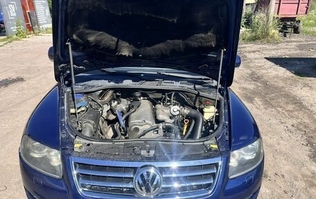 Volkswagen Touareg III, 2005 год, 750 000 рублей, 8 фотография