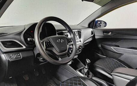Hyundai Solaris II рестайлинг, 2018 год, 1 270 000 рублей, 16 фотография