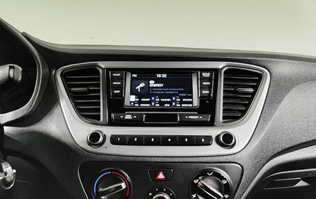 Hyundai Solaris II рестайлинг, 2018 год, 1 270 000 рублей, 15 фотография