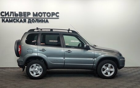 Chevrolet Niva I рестайлинг, 2018 год, 800 000 рублей, 4 фотография