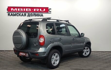 Chevrolet Niva I рестайлинг, 2018 год, 800 000 рублей, 5 фотография