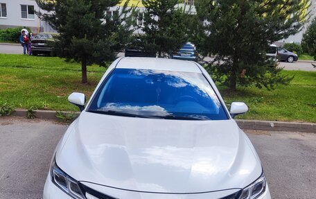 Toyota Camry, 2018 год, 2 510 000 рублей, 2 фотография
