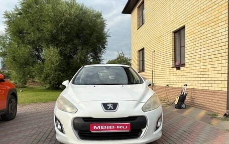 Peugeot 308 II, 2012 год, 685 000 рублей, 1 фотография