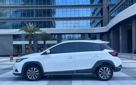 Toyota Yaris XP150 рестайлинг, 2021 год, 1 299 999 рублей, 4 фотография