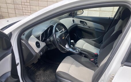 Chevrolet Cruze II, 2013 год, 685 000 рублей, 6 фотография