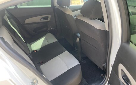 Chevrolet Cruze II, 2013 год, 685 000 рублей, 8 фотография