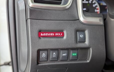 Nissan Murano, 2017 год, 1 999 000 рублей, 28 фотография