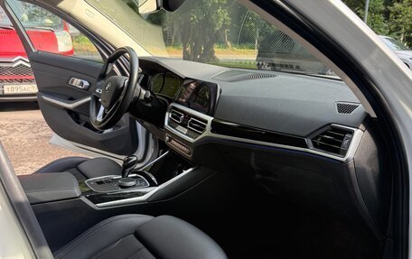 BMW 3 серия, 2021 год, 3 890 000 рублей, 16 фотография