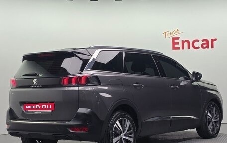 Peugeot 5008 II, 2022 год, 1 955 000 рублей, 2 фотография