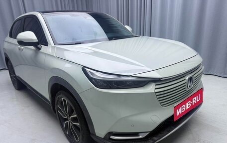 Honda Vezel, 2023 год, 1 600 000 рублей, 3 фотография