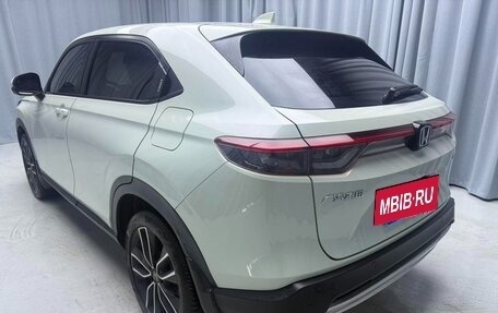 Honda Vezel, 2023 год, 1 600 000 рублей, 4 фотография