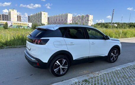 Peugeot 3008 II, 2019 год, 1 680 000 рублей, 2 фотография