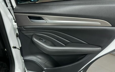 Haval F7 I, 2019 год, 1 835 000 рублей, 16 фотография